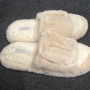 Cream colored BeBe girls slippers size 4/5